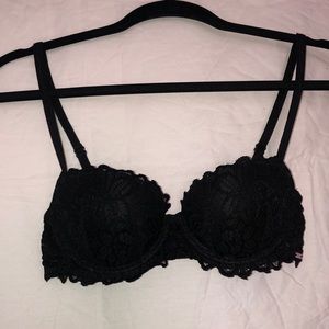Victoria’s Secret PINK push up bra, black lace — size 32B